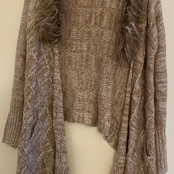 Vintage asymmetrical sweater - Picture 8 of 9